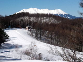 スキー場トップからの御嶽山